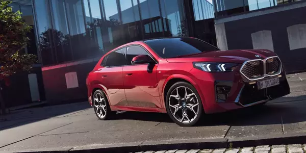 BMW iX2 (U10)