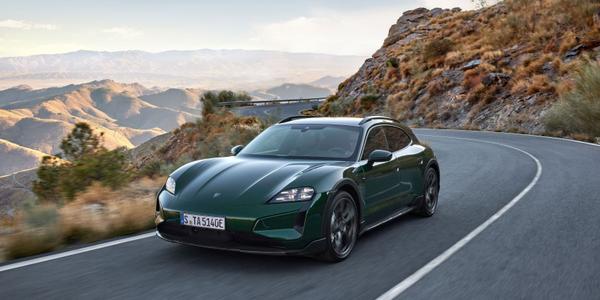 Porsche Taycan Cross Turismo (Y1A, facelift)
