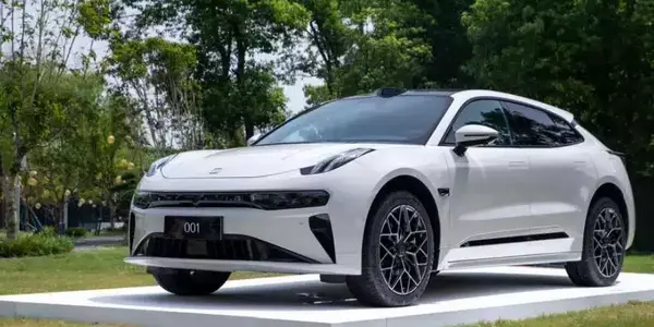 Zeekr 001 (facelift)