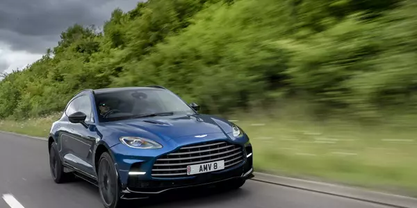 Aston Martin DBX