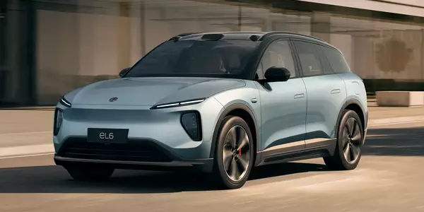 NIO EL6