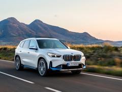 BMW iX1
