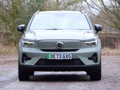 Volvo EX40