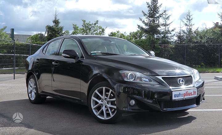 Lexus IS