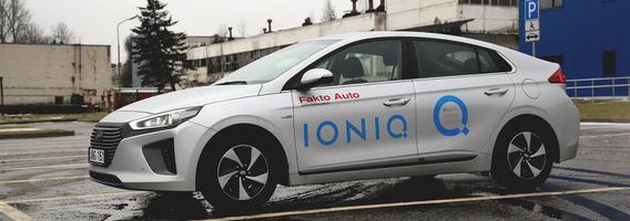 „Hyundai IONIQ“ atverčia naują puslapį hibridinių automobilių segmente