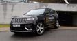 „Jeep Grand Cherokee“ - senosios mokyklos visureigis su šiuolaikiniu kostiumu